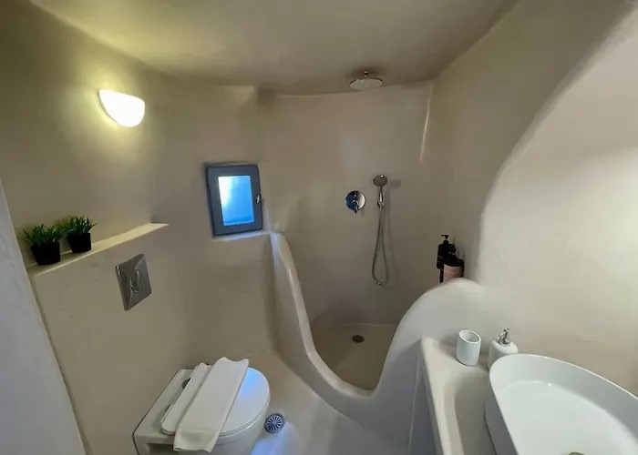 Okeanos 2, Panoramic Sea & Garden View Finikiá