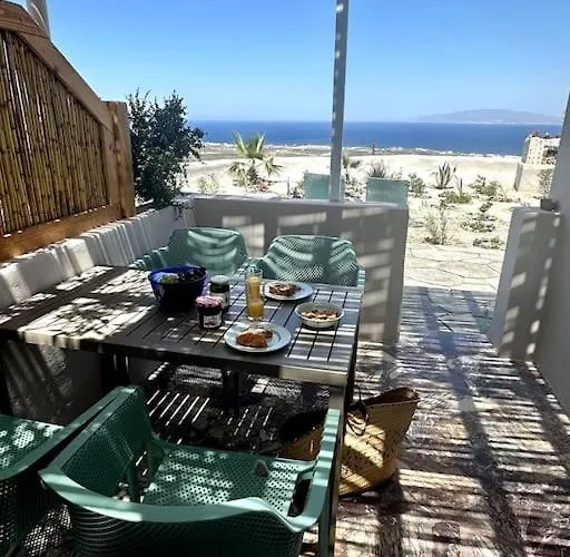 Okeanos 2, Panoramic Sea & Garden View Villa Finikiá