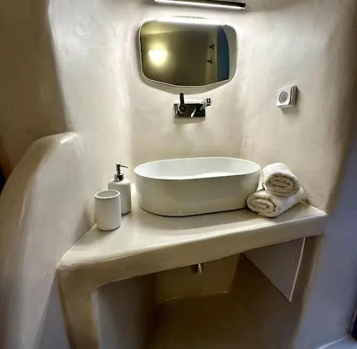 Okeanos 2, Panoramic Sea & Garden View Finikiá