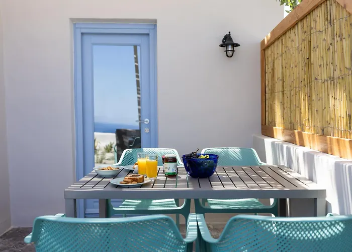 Villa Okeanos 2, Panoramic Sea & Garden View Finikiá